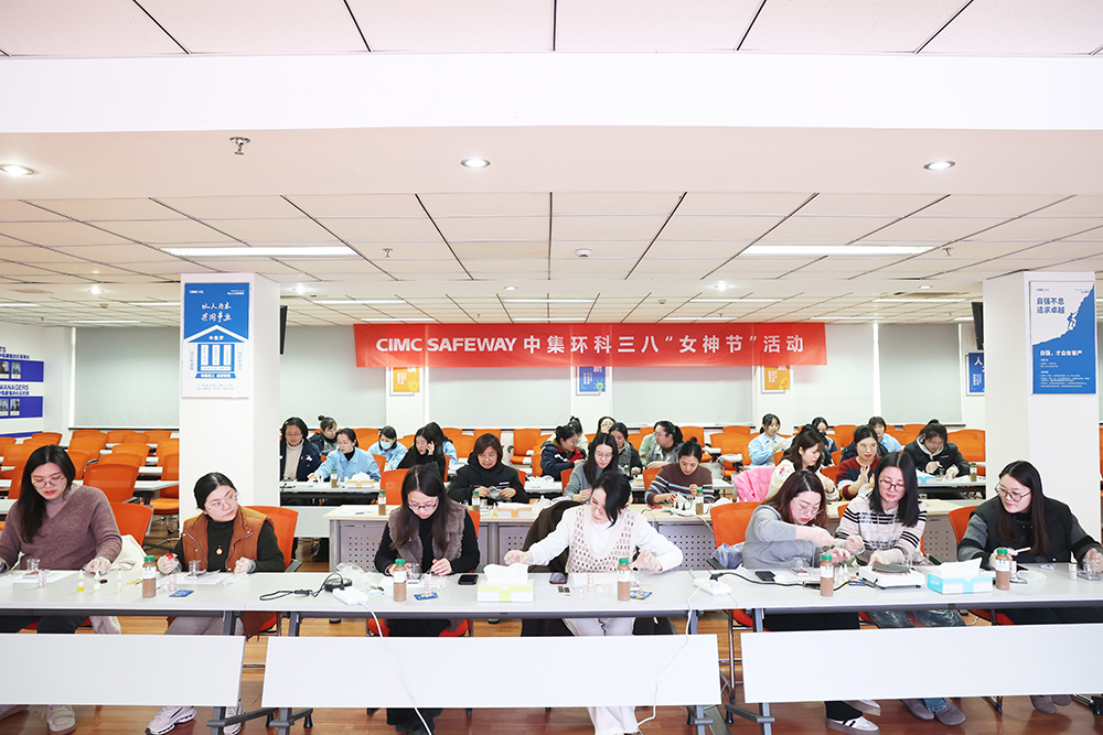 �������� �������̡���918�������ֹ�����չ�����ˡ���Ů��ϵ���˶�